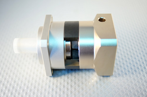 微型齒輪箱|五金齒輪箱|精密齒輪箱|低噪音齒輪|小型齒輪箱|智能微型機(jī)電驅(qū)動